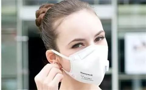 なぜ中国では新しい肺炎が制御されているのに、多くの先進国は発生を制御できないのですか?