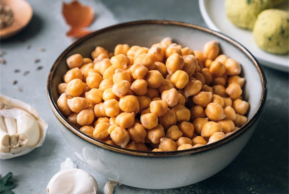 benefits of eating chickpeas.