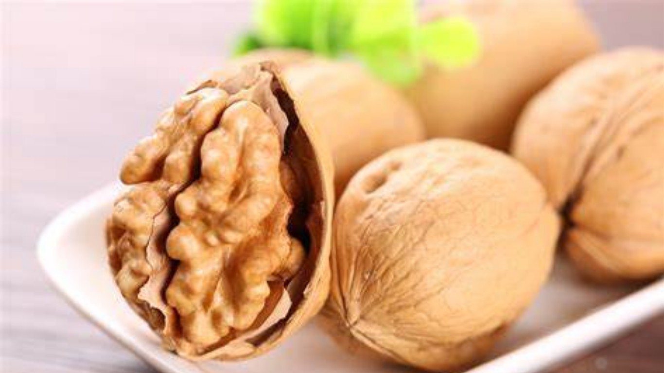 The Complete Guide to Handling Walnuts.Handling Walnuts wholesale,Handling Walnuts china factory supplier