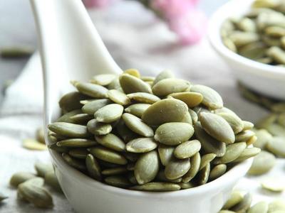 كيف تأكل بذور اليقطين وكم تأكل كل يوم؟