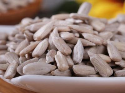 حقائق غذائية عن بذور عباد الشمس وفوائدها الصحية