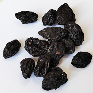 China Manufacture Wholesale Premium Quality Black Dried Prunes For Snaking