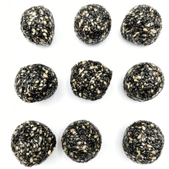 Factory Manufacture Premium Wholesale Dried Black Sesame Seedless Crispy Jujubes | Custom Private Label