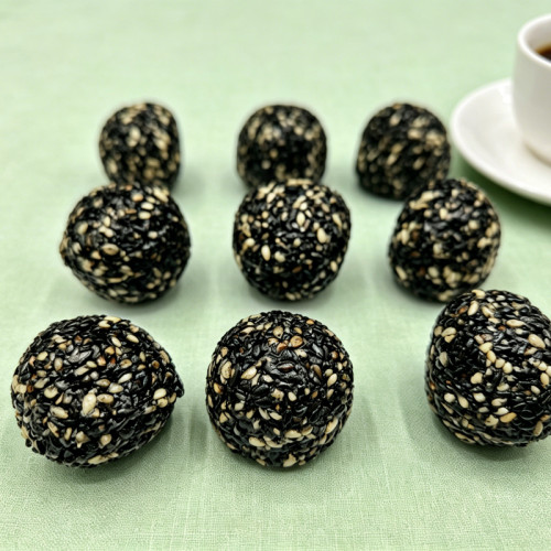 Factory Manufacture Premium Wholesale Dried Black Sesame Seedless Crispy Jujubes | Custom Private Label
