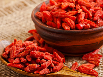 Pourquoi les athlètes aiment le goji : un boost de performance naturel