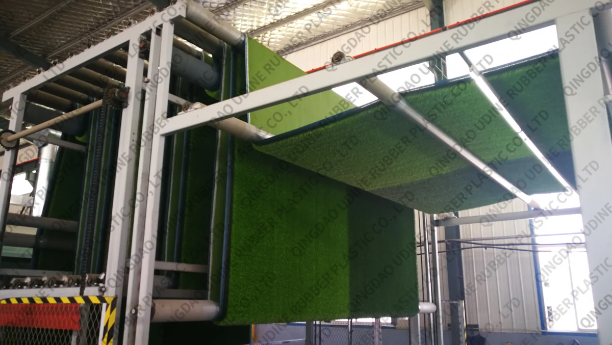 artificial turf manufacturer