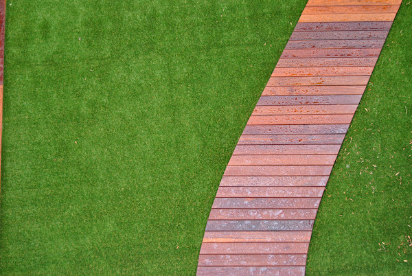 Edge of artificial grass Foundation