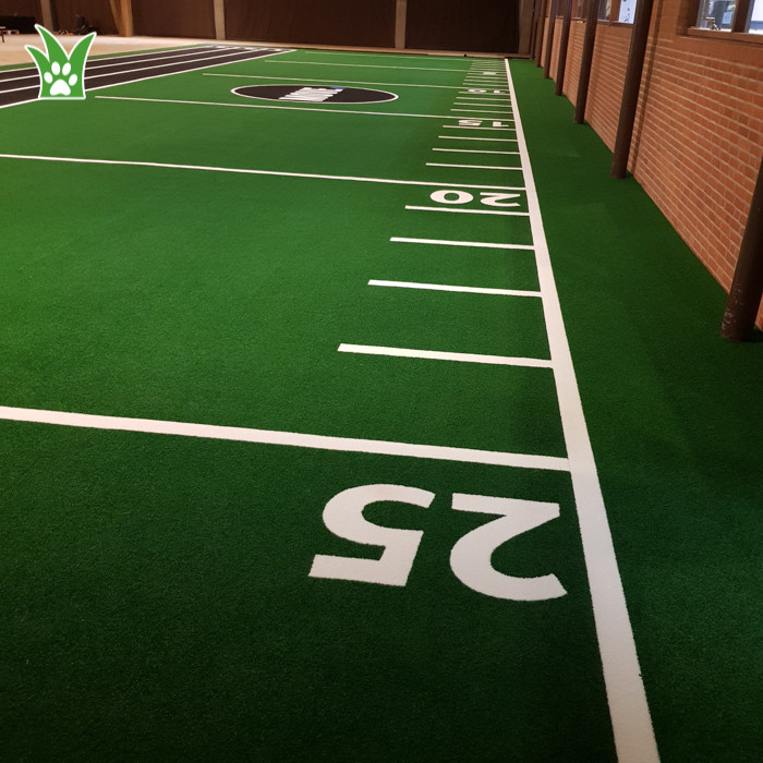 体育館用の芝生の床材