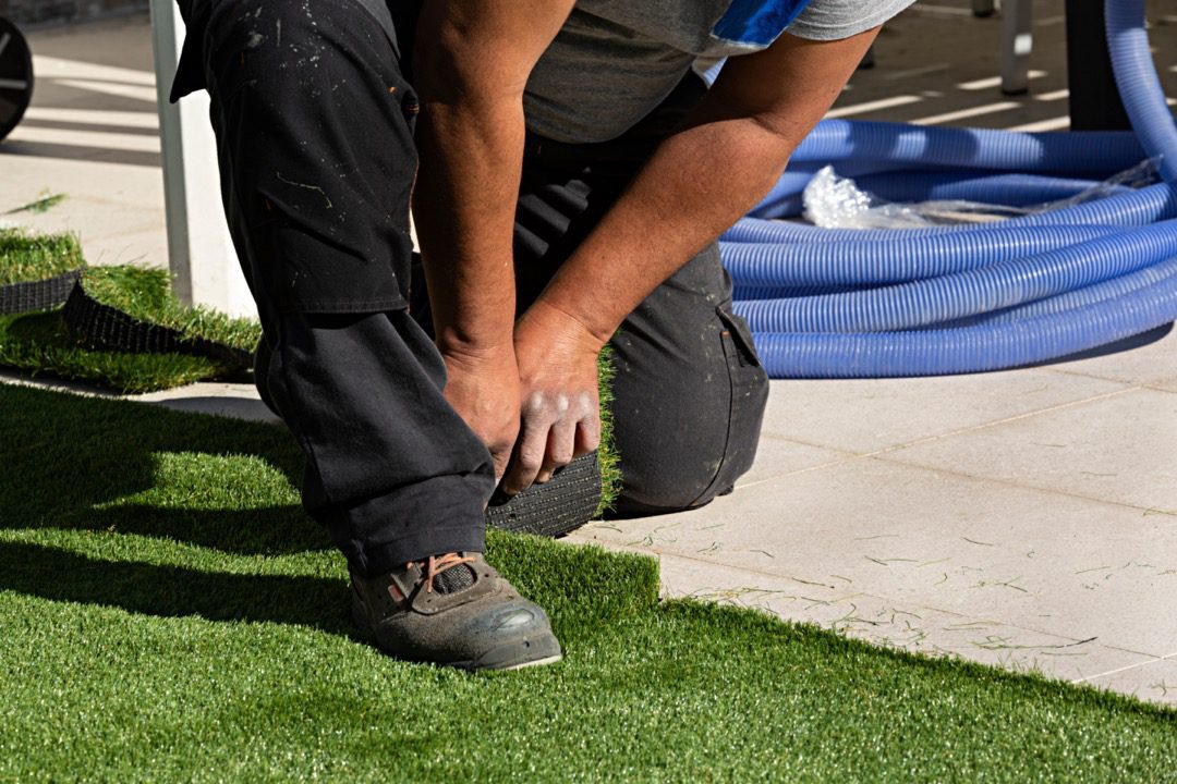 cutting artificial grass