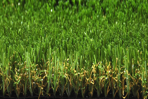 What are the advantages of artificial grass?