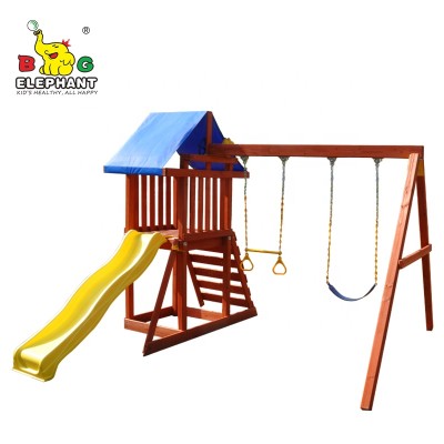 Pequeño parque infantil de madera al aire libre Tower Fort Play Set para niños