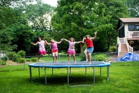 Safety precautions for children's trampoline