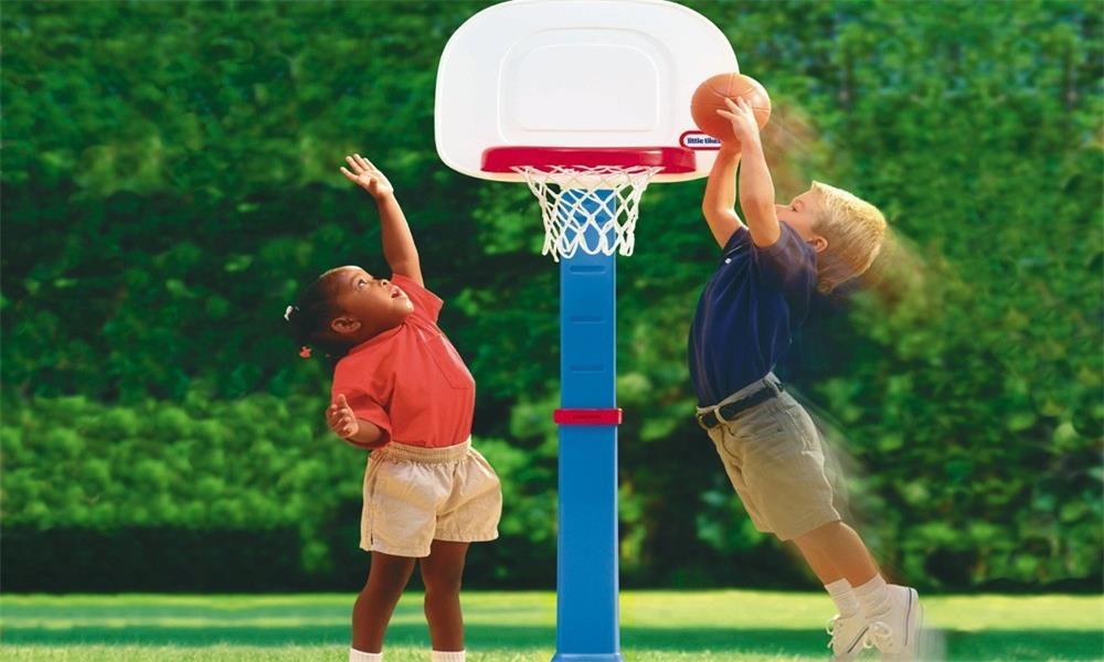 algunos factores que deben tenerse en cuenta al elegir un aro de baloncesto para niños