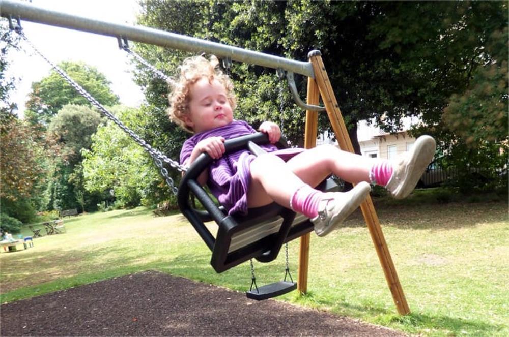 the specific steps of making DIY children's swings