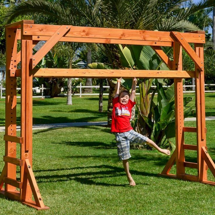 How to Set Up a Monkey Bar in Your Backyard?