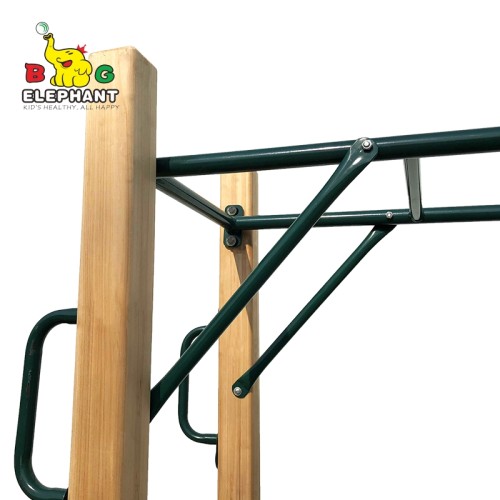 Ninja Warrior Obstacle Course Monkey Bar للأطفال معدات اللياقة البدنية الخشبية