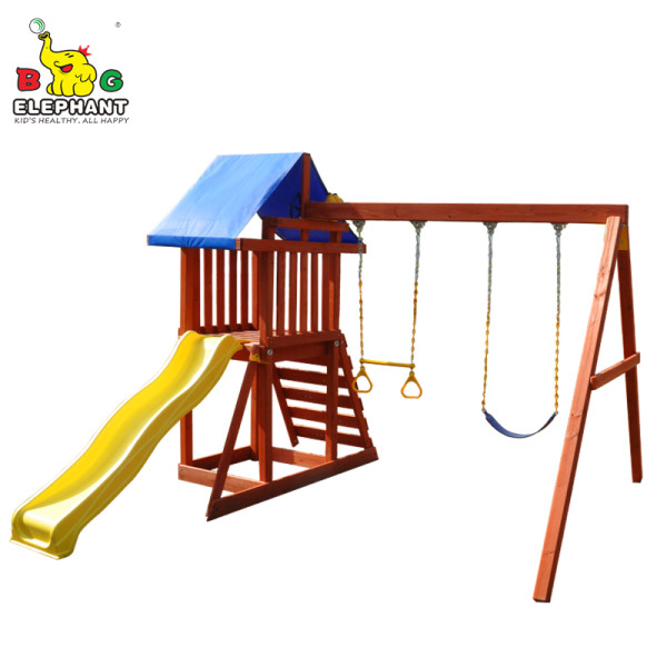 Balançoire extérieure en bois aire de jeux tour fort jeu pour enfants balançoire fabricant personnalisé