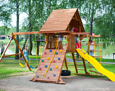 outdoor playsets for kids