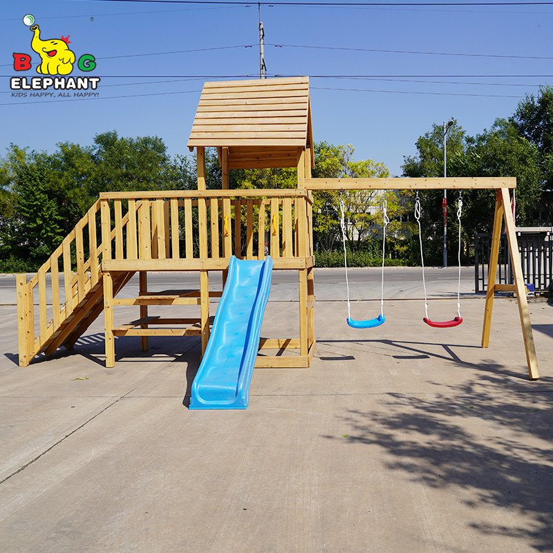 parque infantil de madera a medida