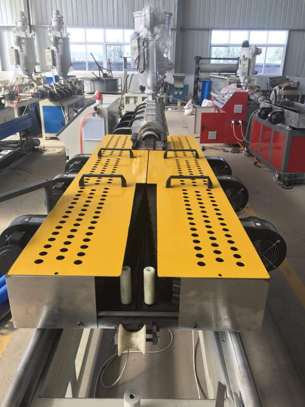 PP/PE vacuum forming corrugated pipe extrusion machine-Zhongkaida Plastic Machinery