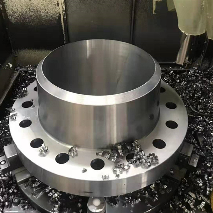 why the steel pipe fittings and flanges is necessary in the construction?