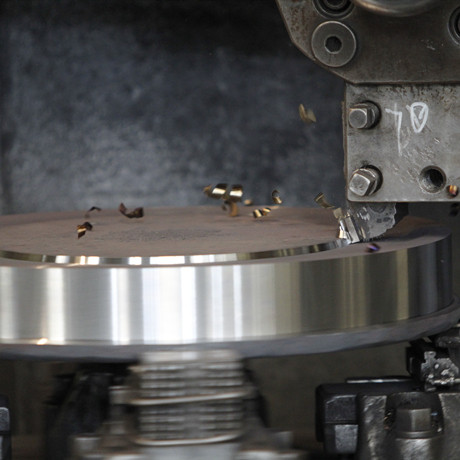 Lathe machine processing of WN flanges