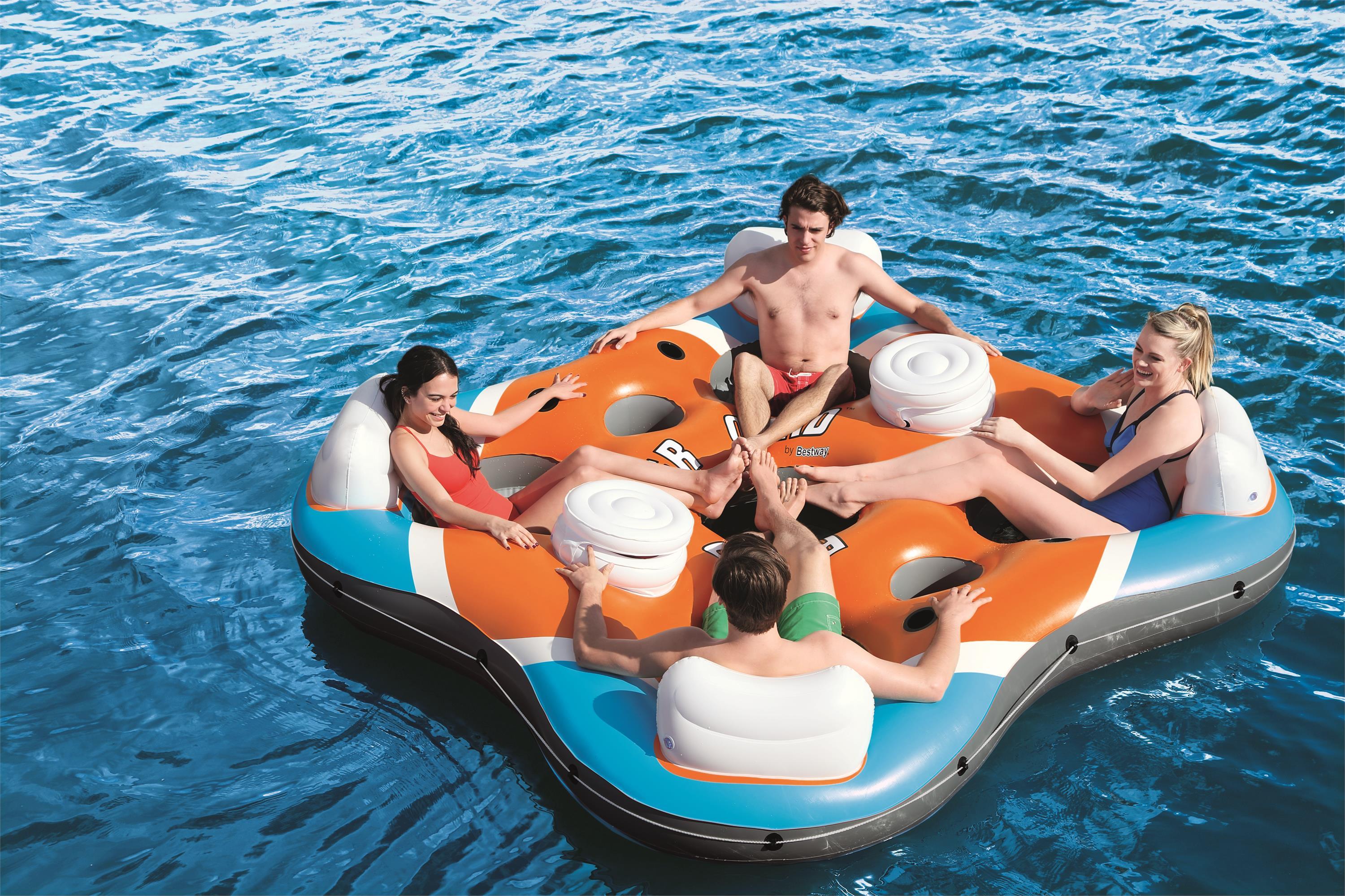 Four-person floating island