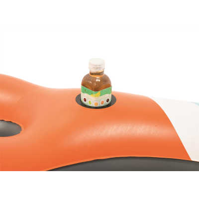 Four-person floating island