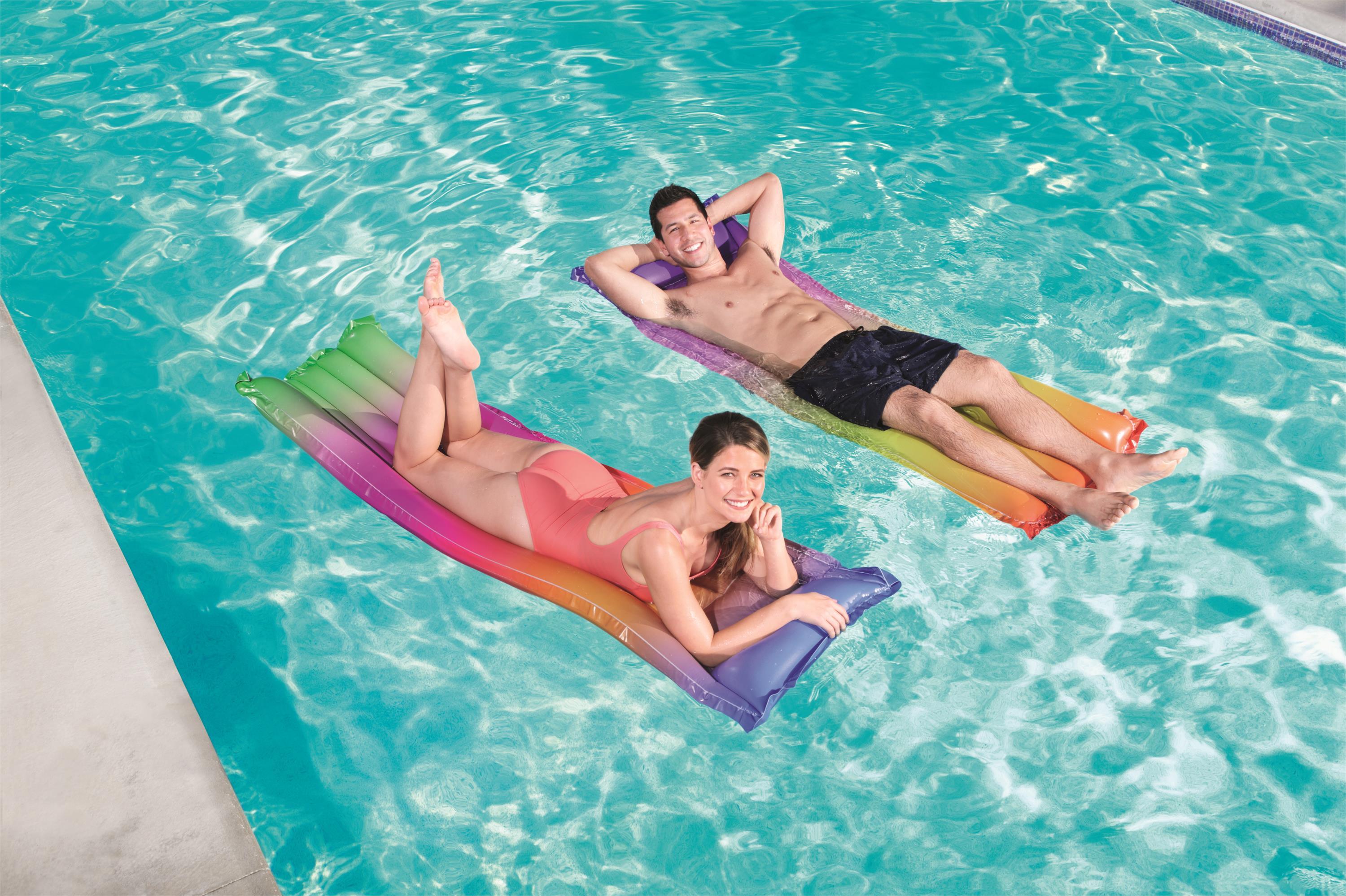 Rainbow floating row