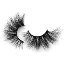 How to clean and maintain false eyelashes？