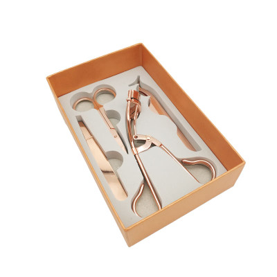 wholesale natural wispy eyelashes magnetic false eyelashes with custom eyelash packaging