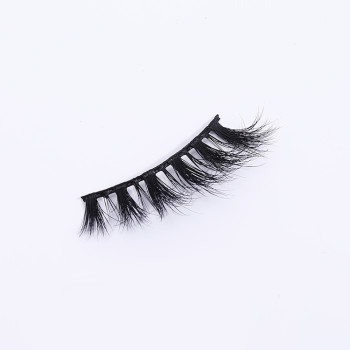 bulk 3d mink eyelashes beauty lady mink eyelashes with customize box packaging clear strip eyelashes