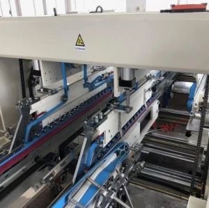 Máquina encoladora automática de doble plegado