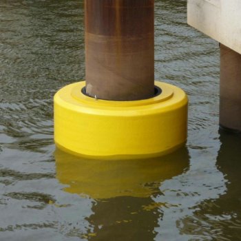 Polyurethane Coated Foam Filled Floating Donut Fenders on Poles for Ship Guarding