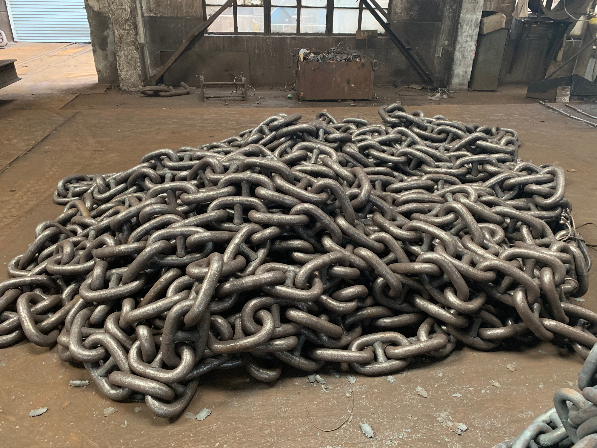 anchor chains