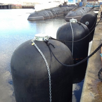 Standard Size Hydro Pneumatic Fender Vertical Rubber Fender