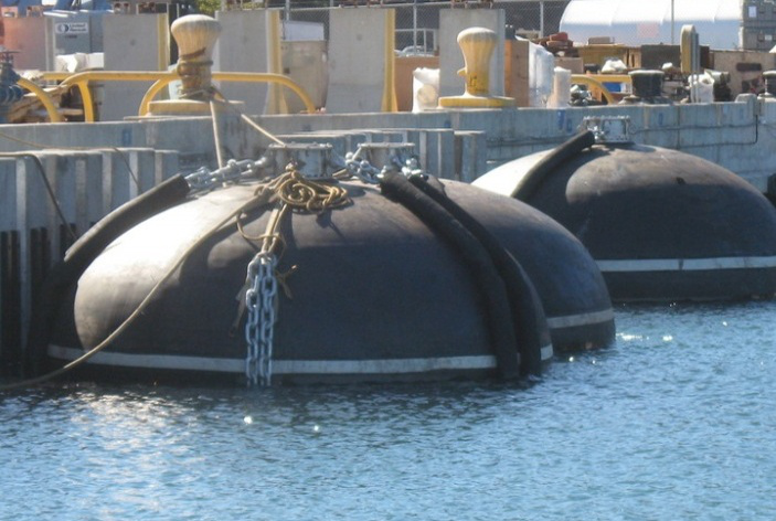 Hydropneumatic Fender