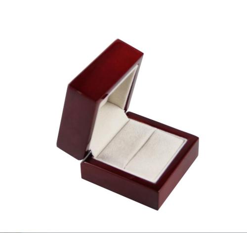 Jewelry wooden packing boxes with glossy painting