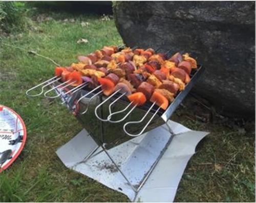 mini fodable BBQ grill with carry bag made of the stainless steel