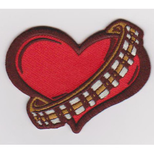 Custom embroidered heart patch iron on top of costume cap badge sticker accessories