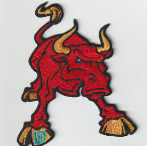 Custom animal logo 100% machine embroidered patch / garment patch / Red Bull