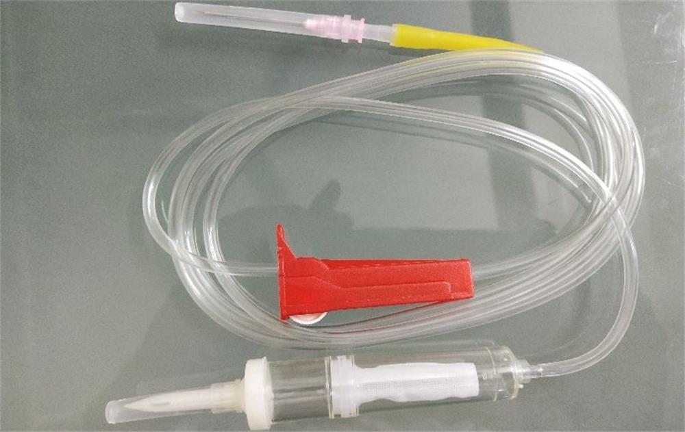 the precautions for the use of blood transfusion sets