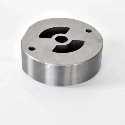 Os materiais SUJ2 são usados em peças de usinagem de precisão de máquinas e equipamentos