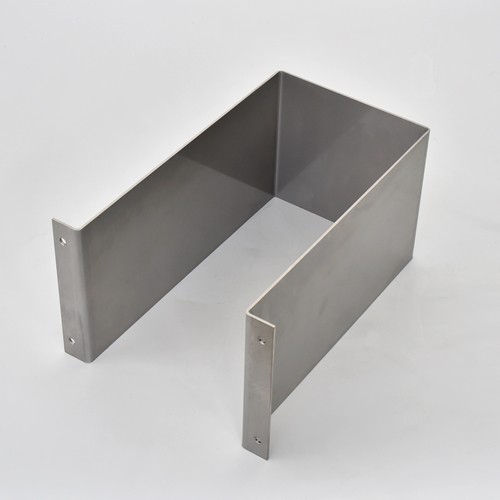 Детали из листового металла, обработанные материалом SUS304, используются для крепления устройств.