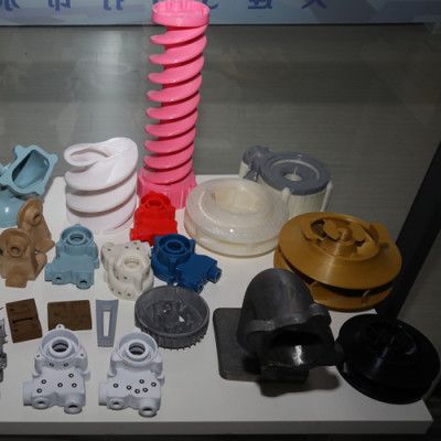 Advanced 3D printing equipment processes precision parts