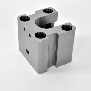 Piezas mecanizadas de precisión de materiales S45C producidas por Zhongken Machinery