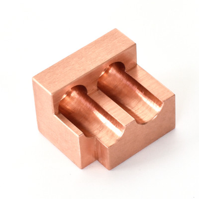 Usinagem de precisão de peças de bronze fosforoso e outros materiais de cobre