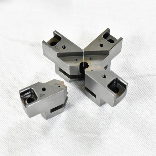 Material S45C e material superduro após a soldagem de peças usinadas de precisão