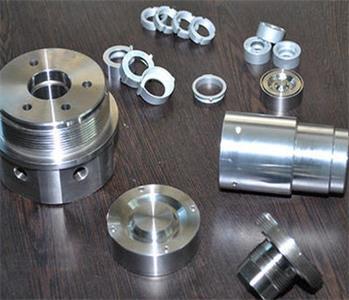 What Are the Precautions for Processing Machine Parts?