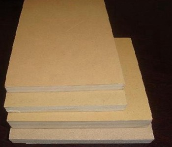 WPC foam board with rigid surface